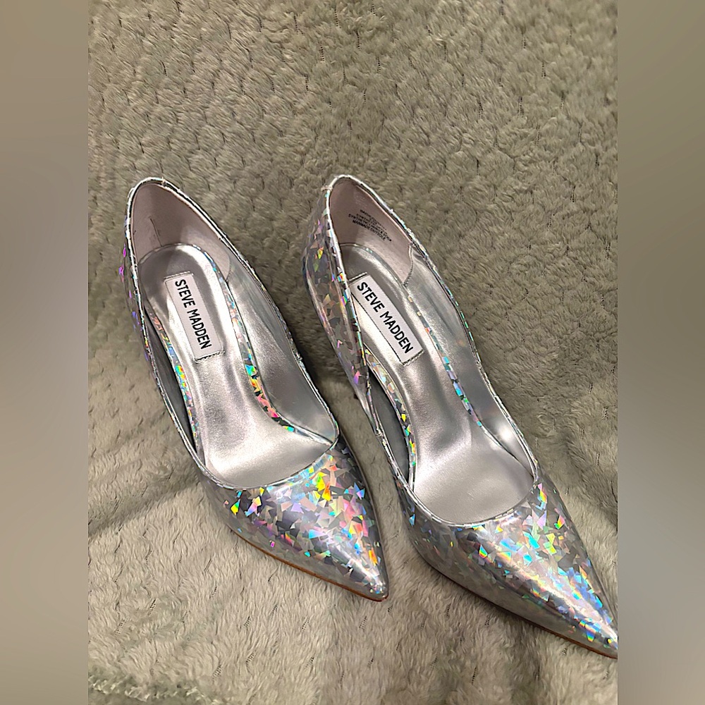 Steve Madden Daisie pump